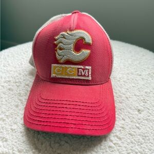 Vintage Calgary Flames adjustable women’s hat